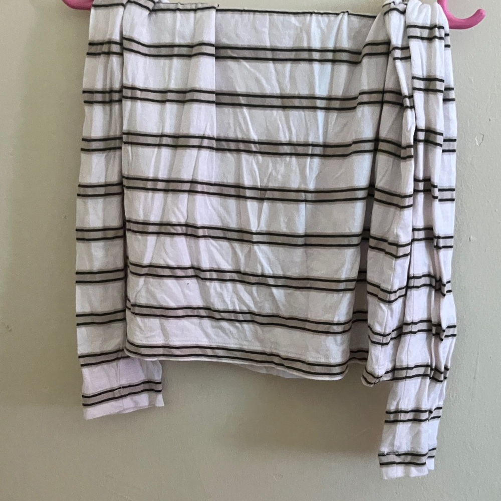 Banana Republic White and Black Striped Turtleneck Sweater